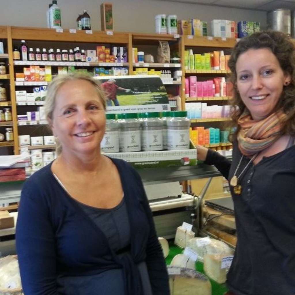 Enkhuizen maakt kennis met olivijn via biologische winkel Ahorn